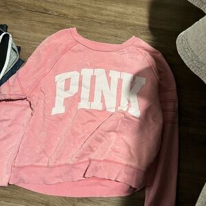 PINK Victoria’s Secret crewneck